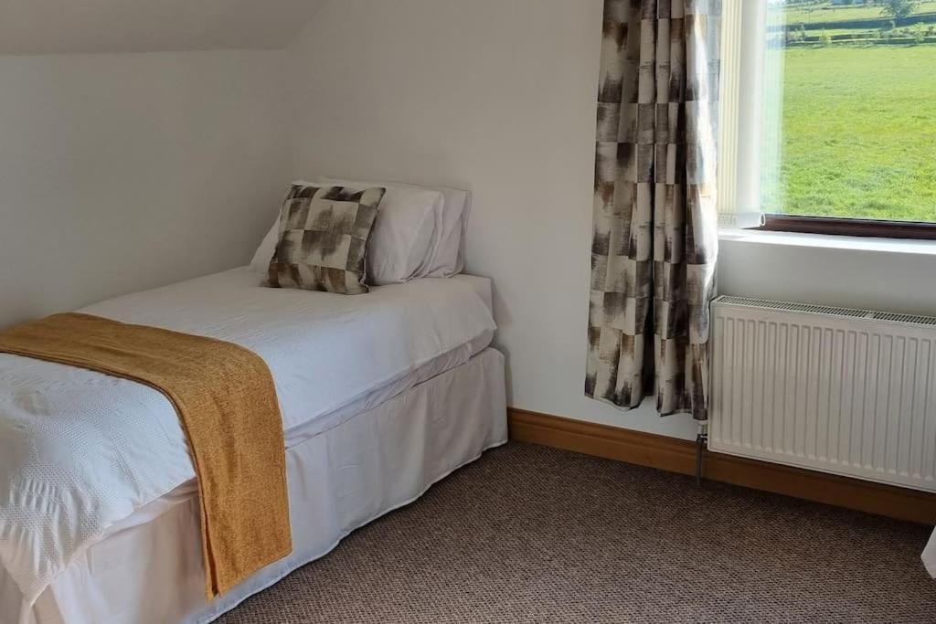Grace'S Place With Hot Tub & Games Room Carrickfergus Kültér fotó